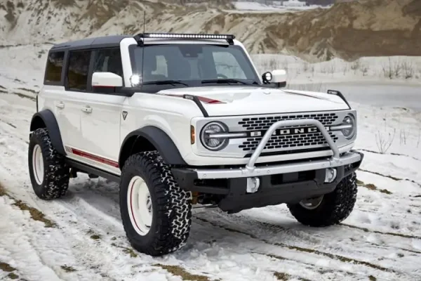 Ford Bronco 2021