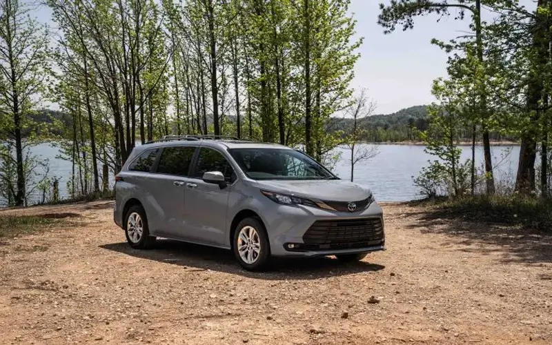 Toyota Sienna 2023